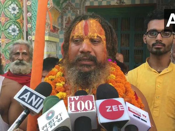 '2 अक्‍टूबर तक भारत घोषित हो हिंदू राष्‍ट्र, वरना...', केंद्र सरकार को परमहंस आयार्च की चेतावनी