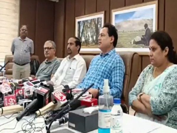 Now non local people will also be able to vote in Jammu and Kashmir after the decision ruckus in the political parties