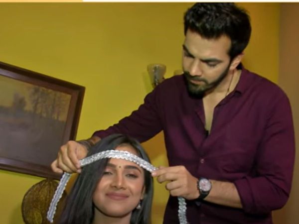 karan v grover and sayali salunkhe