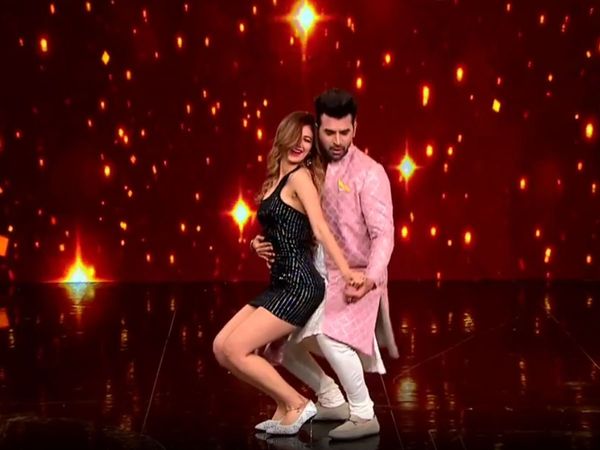 Jasleen Matharu, Paras Chabra