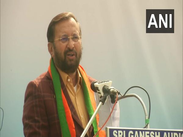Union Minister Prakash Javadekar's Open Challenge To Rahul Gandhi For Debate On Farm Laws