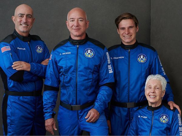 Jeff Bezos Space Travel: Know How to go and return