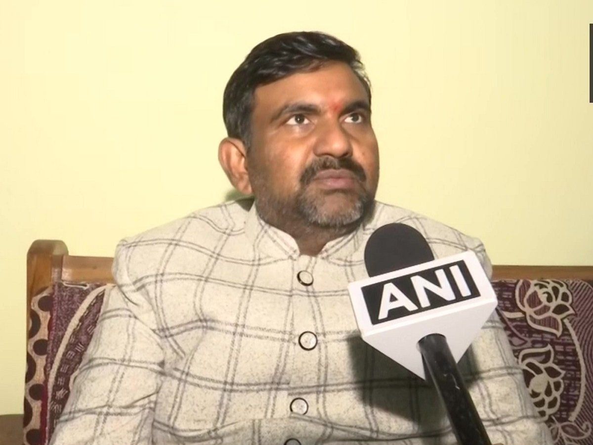 UP चुनाव: BJP विधायक जितेंद्र वर्मा ने छोड़ी पार्टी, समाजवादी पार्टी में हुए शामिल