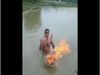 Jugaad Video Man Taking Bath In front of Fire Funny Jugaad Viral Video