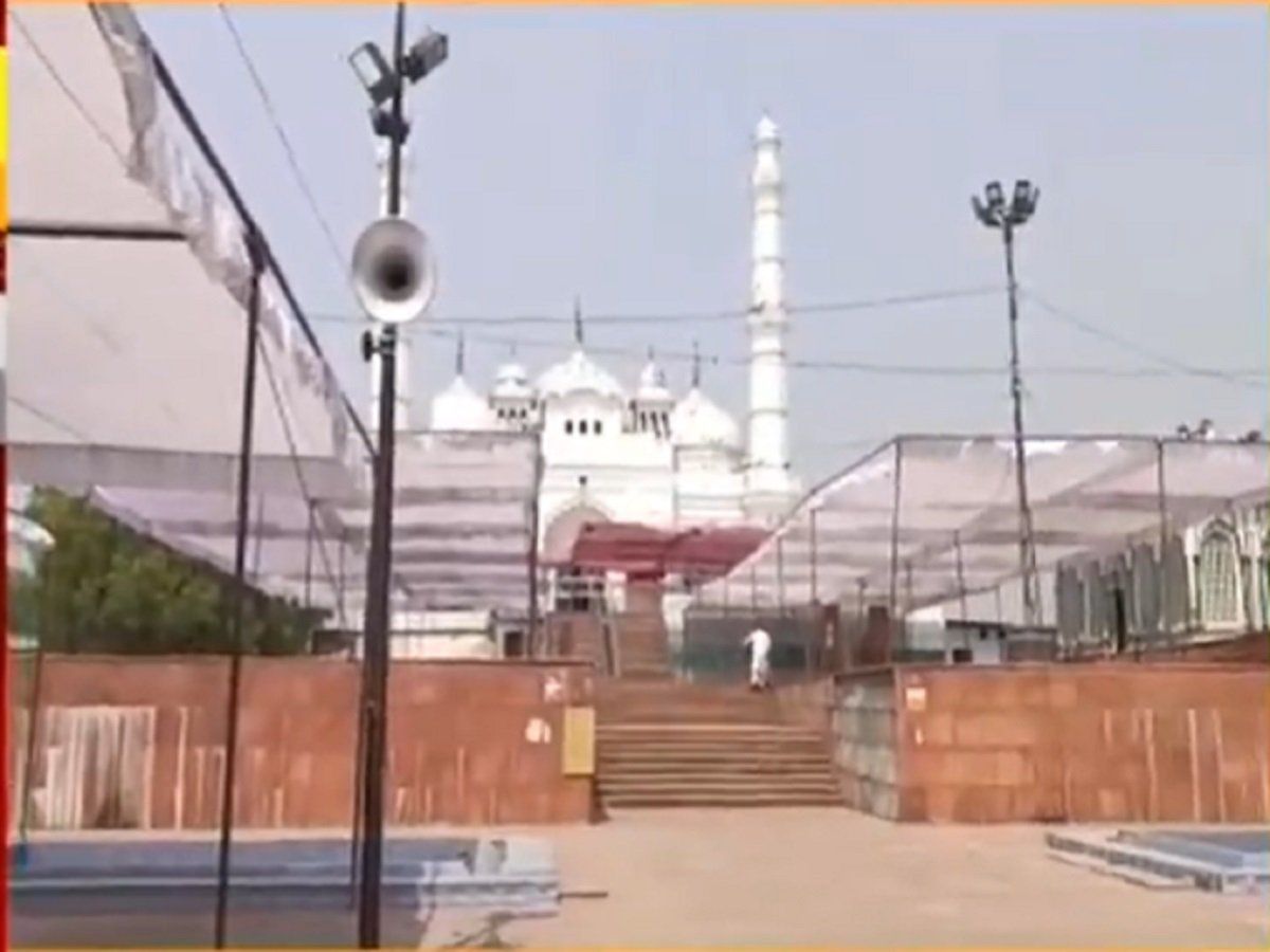 जुमे की अलविदा नमाज से पहले देशभर में सुरक्षा एजेंसियां हुईं सतर्क, UP में उतारे गए 21 हजार लाउडस्पीकर