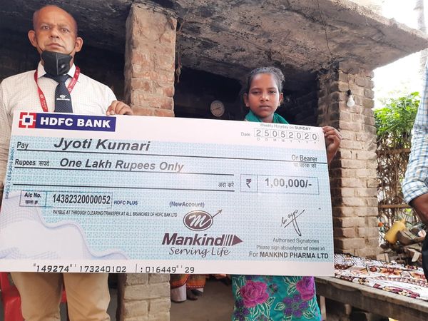 Mankind Pharma honored real-life hero Jyoti Kumari giving Rs 1 lakh