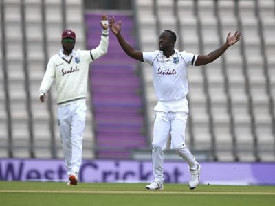 KEMAR ROACH KEMAR ROACH