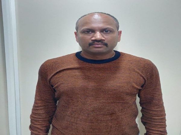 सचिन पाटिल के नाम से छिपा था गोसावी, पुलिस पूछताछ जारी