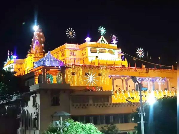 Know History of Krishna Janma Bhoomi Mathura