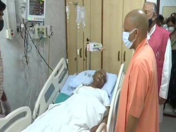 Kalyan Singh admitted in Lucknow hospital, Yogi Adityanath visits former Uttar Pradesh CM