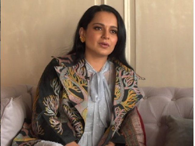 Kangana Ranaut और बहन रंगोली चंदेल को मुंबई पुलिस ने भेजा समन, राजद्रोह मामले में किया तलब!
