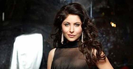 Kanika Kapoor Birthday know her struggle and net worth property, Kanika Kapoor Birthday: Never had money to pay children’s fees, then became Bollywood’s most expensive singer