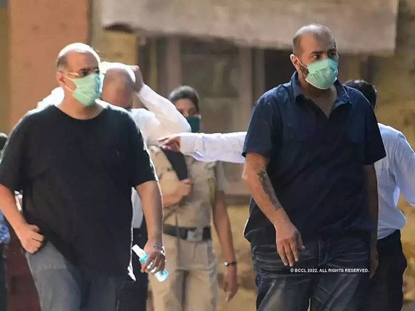 CBI brought DHFL directors Kapil Wadhawan and Dheeraj Wadhawan to Delhi