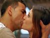 Kareena Kapoor and Akshay Kumar Kiss