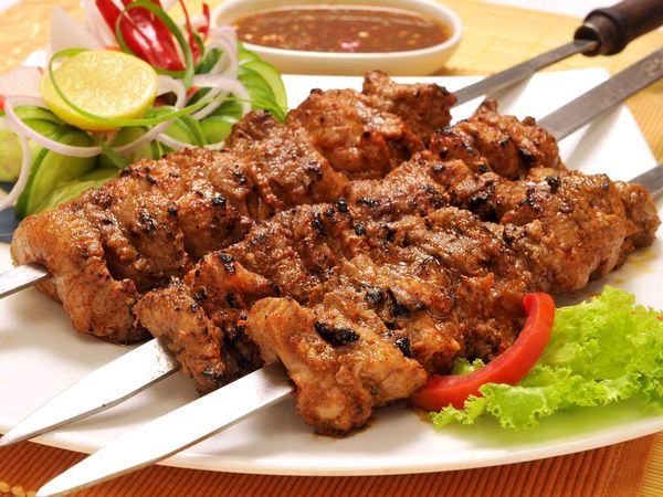 SP MP on over halal controversy that started in Karnataka Said, now BJP will decide what people eat and what not?