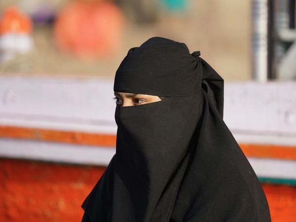 karnataka high court hearing on hijab controversy, Muslim girl students against ban