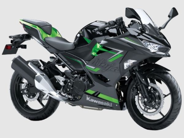 Kawasaki Ninja 400 BS 6