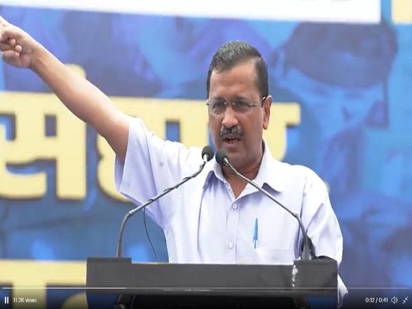 AAP holds Jan Aakrosh Rally against targeted killings in Kashmir Kejriwal said 1990 era returned in Kashmir