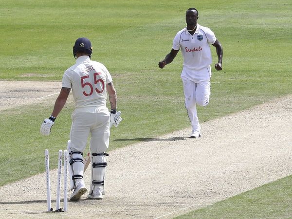 Ben Stokes bowled by Kemar Roach