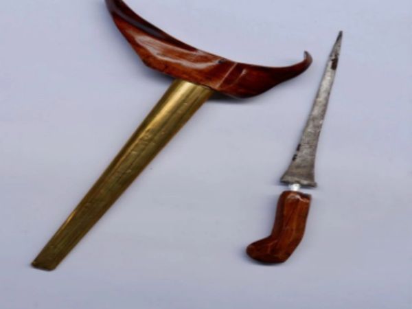 Groom Run Away After Bride Getting Pregnant after marriage ceremonial knife instead