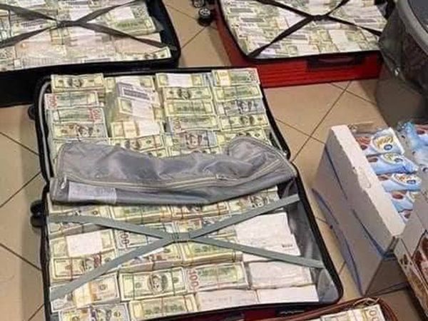 Former Ukrainian MP's wife was absconding with dollars, euros caught on Hungarian border