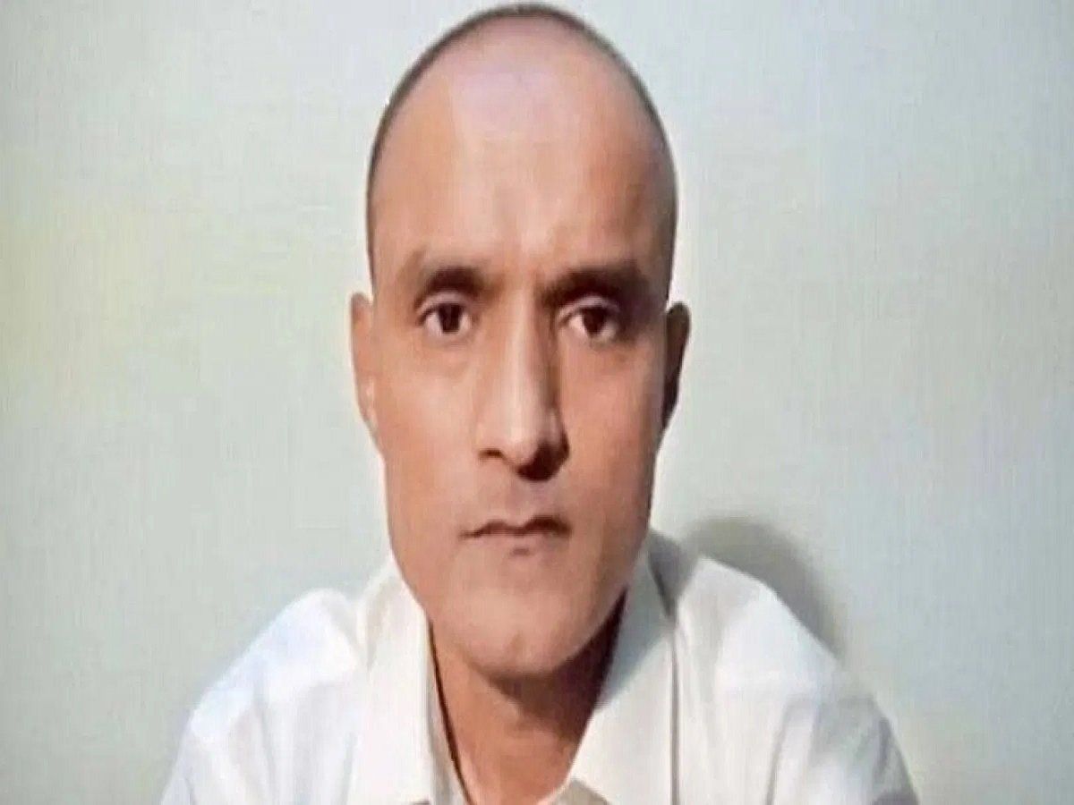 कुलभूषण जाधव से मिलने के लिए पाकिस्तान ने भारत को दिया सशर्त कॉउंसलर ऐक्सेस