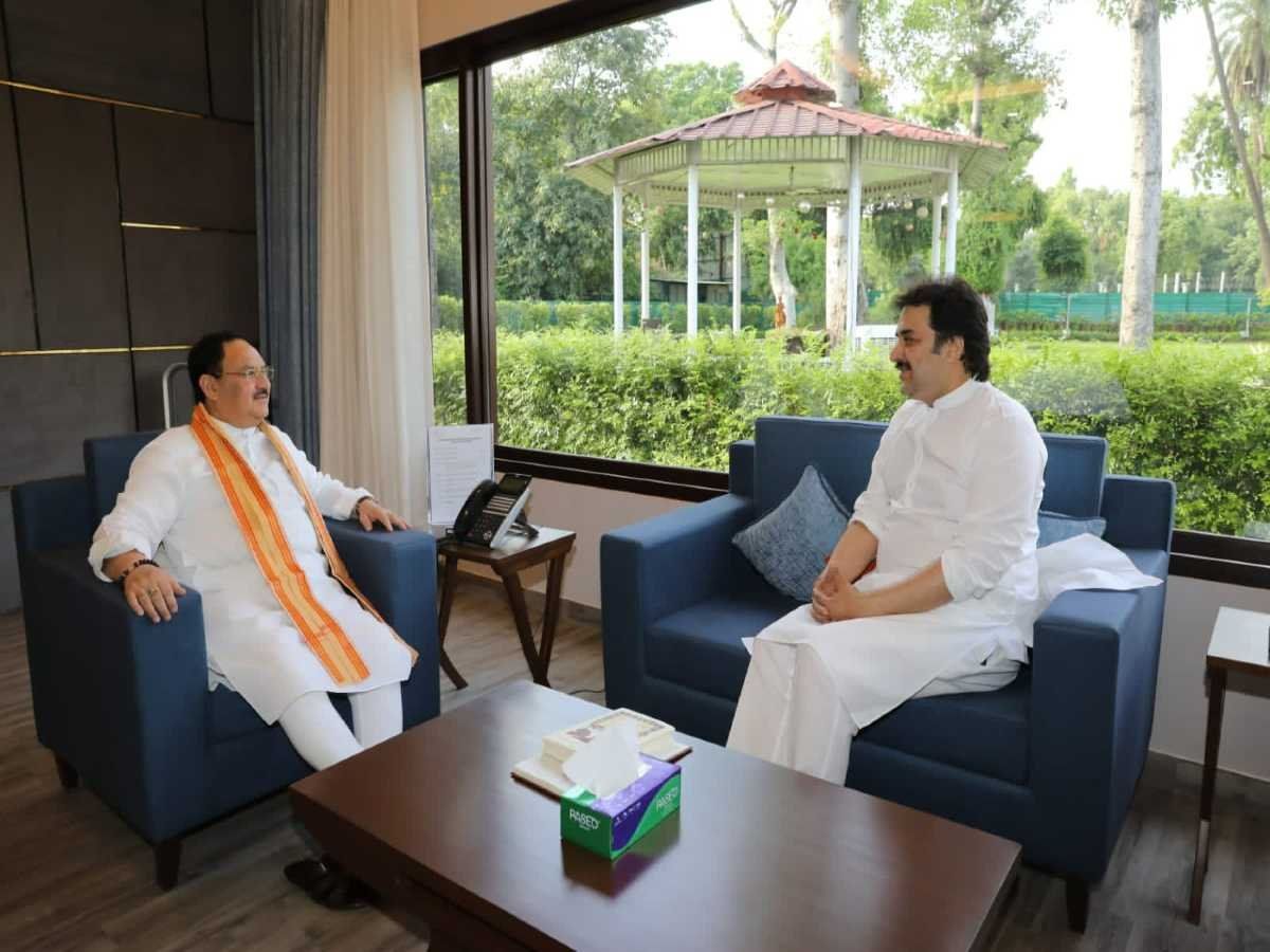 Kuldeep Bishnoi: कुलदीप बिश्नोई ने दिल्ली में बीजेपी अध्यक्ष जेपी नड्डा से की मुलाकात, भाजपा में जाने की अटकलें तेज