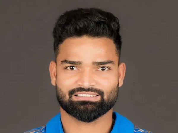 Mumbai Indians signs Kumar Kartikeya Singh
