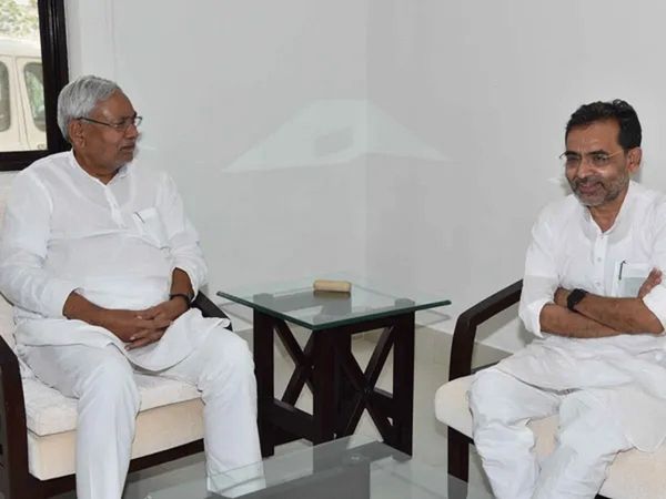 RLSP chief Upendra Kushwaha meets Bihar CM Nitish Kumar speculation about his return in JDU