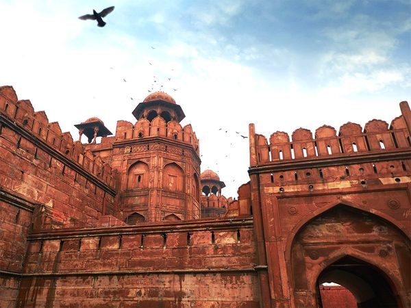 today's history 27 April 2022