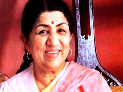 Lata Mangeshka Pakistan fans tribute Lata Mangeshka Pakistan fans tribute