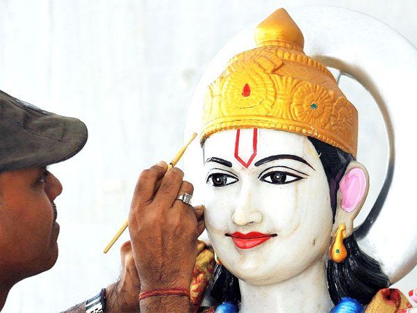 Hindutva leader Sambhaji Bhide said that the Idol of Lord Ram to be installed in the temple of Ayodhya must have mustache