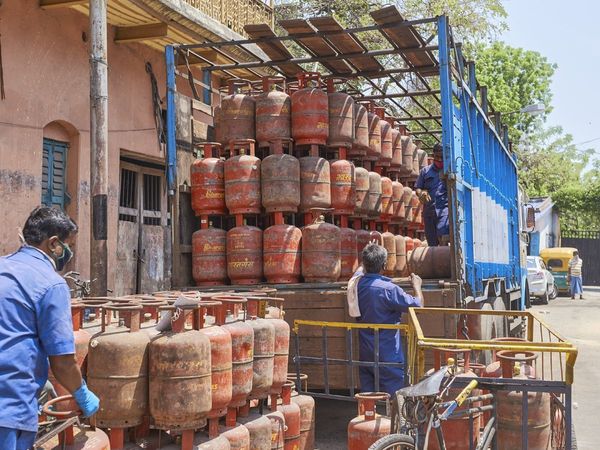 Paytm bumper offer, you can buy LPG cylinder only 9 rupees