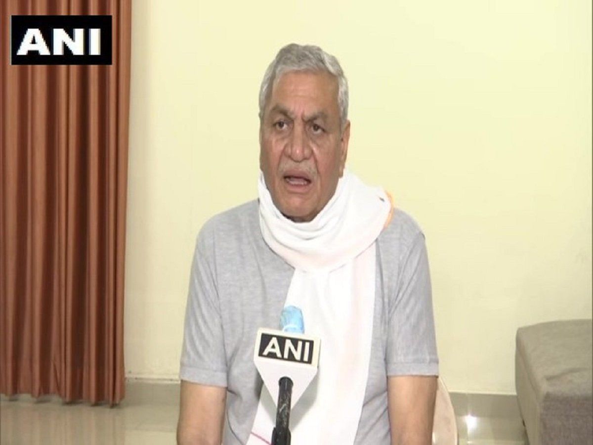 योगी के मंत्री ने कहा- गाय, गंगा और गीता भारत की पहचान हैं, इन्हीं से देश बना था विश्व गुरू