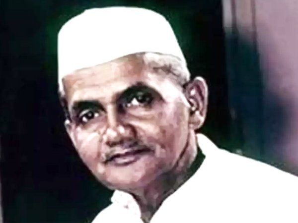 ‘जय किसान, जय जवान’ का नारा देने वाले लाल बहादुर शास्त्री की पुण्यतिथि, राष्ट्र कर रहा है नमन