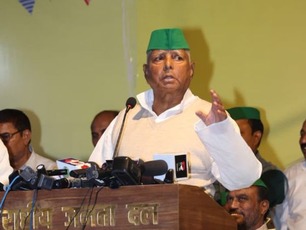 Railway scam: CBI filed case against Lalu Yadav, Rabri Devi, Misa Bharti, Hema Yadav and 12 other persons