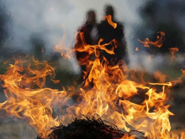 Mother died in old age home 'Kaput' refuses to perform last rites due to fear of wife