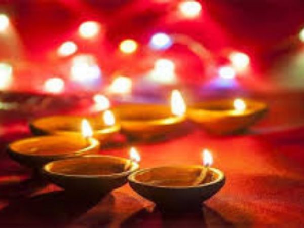 Dev Deepavali Deep Dan, देव दीपावली दीपदान 