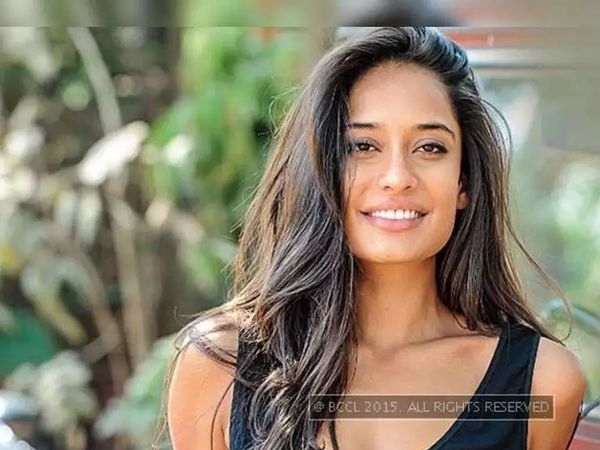 Lisa Haydon