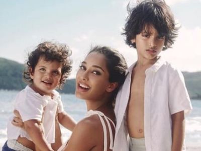 Lisa Haydon third baby