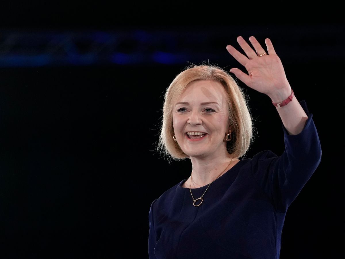 Liz Truss होंगी ब्रिटेन की नई PM: कांटे की टक्कर में भारतीय मूल के Rishi Sunak हारे, 20 हजार वोटों का रहा अंतर