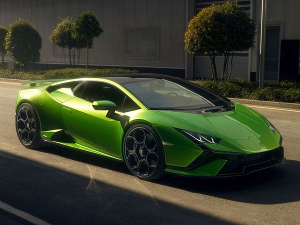 Lamborghini To Launch New Huracan Tecnica In India Soon