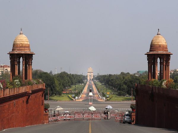 Coronavirus 30 States/UTs announce complete lockdown in the entire state/UT covering 548 districts 