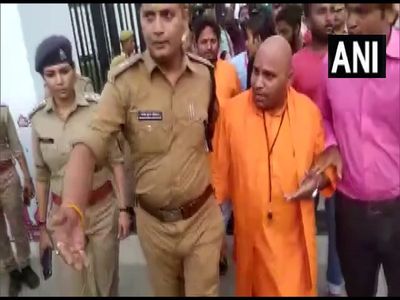 Lucknow Police detain three people for attempting to recite Sundarkand at Lulu Mall Lucknow Police detain three people for attempting to recite Sundarkand at Lulu Mall