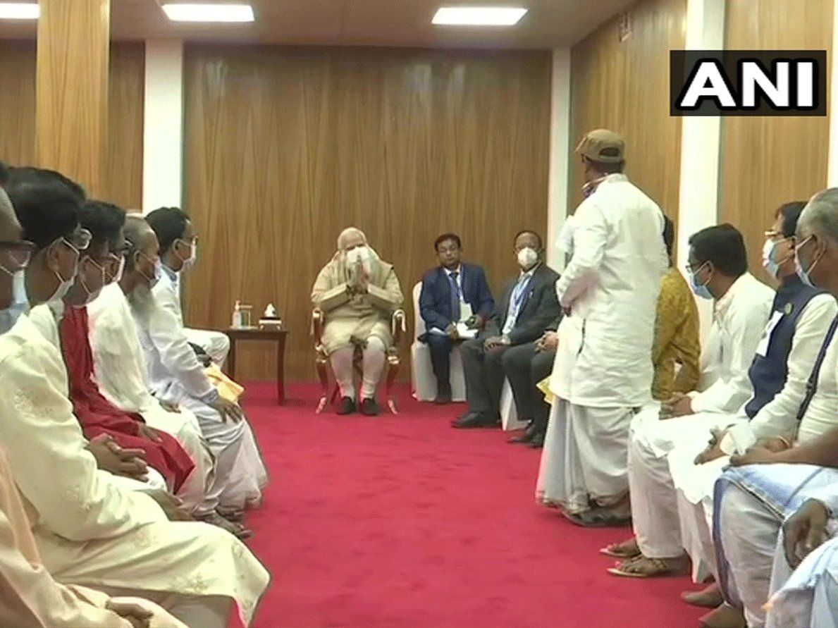 Bangladesh: मतुआ समुदाय के लोगों संग बातचीत की प्रधानमंत्री नरेंद्र मोदी ने, देखें क्या बातचीत हुई-VIDEO