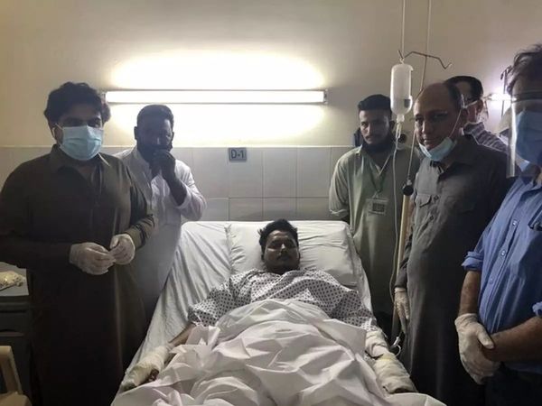 Karachi Plane crash Survivor shares horrific Experience says pilot made two attempts to land
