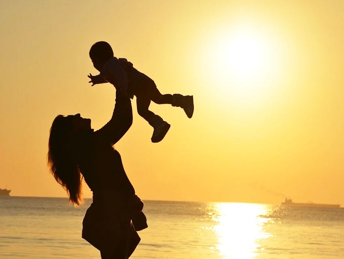 Mother's Day:मां..ममता का आंचल, 'मदर्स डे' पर लाज़िमी है मुनव्वर राना का 'मां' को समर्पित ये 'मशहूर शेर'