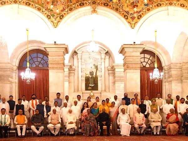 Modi Cabinet:कैबिनेट में यूपी का जलवा, प्रधानमंत्री सहित 15 लोग यहीं के सांसद