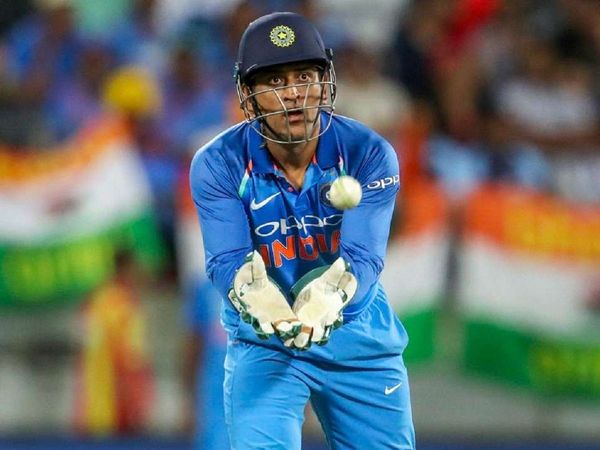 MS Dhoni