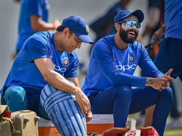 MS Dhoni Ravindra Jadeja